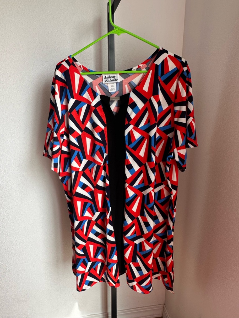 Anthony Richard’s 2X tunic top